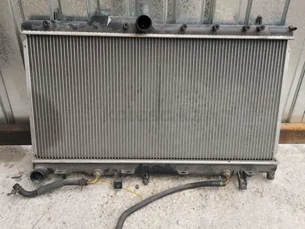 Радиатор основной на В4 Твинтурбо автомат за 40 000 тг. в Алматы