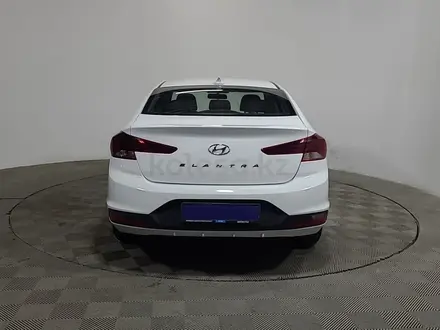 Hyundai Elantra 2019 года за 6 790 000 тг. в Алматы – фото 6