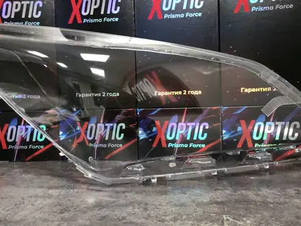 Стекло фары Hyundai Accent/Solaris (2014 — 2017 г. В) за 18 000 тг. в Алматы