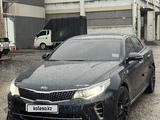 Kia K5 2015 года за 9 300 000 тг. в Атырау