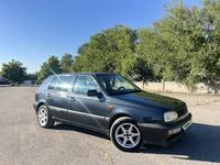 Volkswagen Golf 1993 годаүшін1 050 000 тг. в Алматы