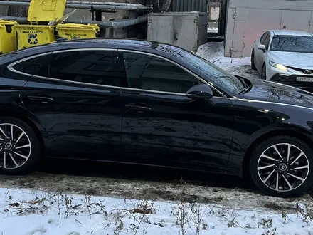 Hyundai Sonata 2022 года за 13 700 000 тг. в Экибастуз – фото 8