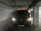 Volkswagen Multivan 2012 года за 18 500 000 тг. в Тараз