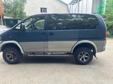 Mitsubishi Delica 1997 годаүшін3 200 000 тг. в Алматы – фото 2