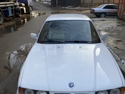 BMW 525 1992 года за 1 800 000 тг. в Алматы – фото 5