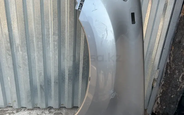 Крыло левый сторона привозной за 15 550 тг. в Алматы