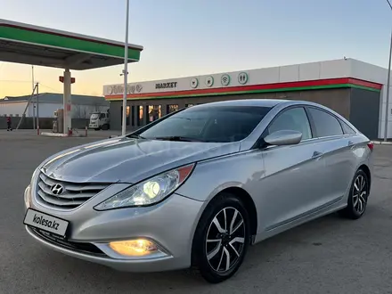 Hyundai Sonata 2010 года за 5 500 000 тг. в Актобе – фото 13