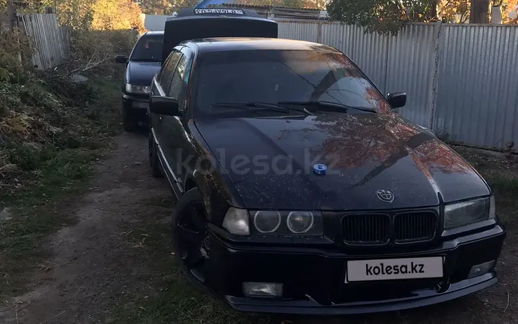 BMW 318 1994 годаfor900 000 тг. в Астана