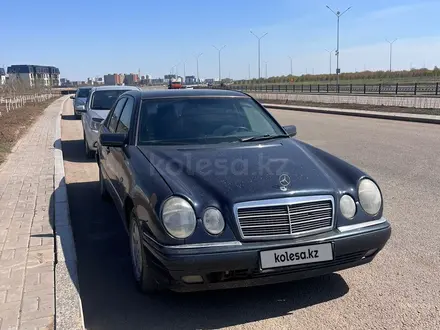 Mercedes-Benz E 200 1996 года за 2 200 000 тг. в Астана – фото 5