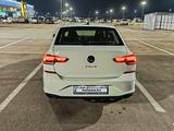 Volkswagen Polo 2021 года за 7 700 000 тг. в Актобе – фото 4