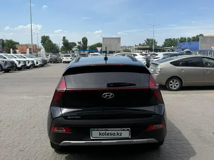 Hyundai Bayon 2023 года за 6 500 000 тг. в Алматы – фото 4