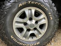 6 колёс BFGoodrich A/T 265/75 r16 с дисками 5/150 8J et 0 R16үшін550 000 тг. в Риддер