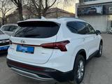 Hyundai Santa Fe 2022 годаүшін13 990 000 тг. в Актобе – фото 3