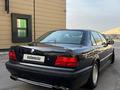 BMW 750 1998 годаүшін5 000 000 тг. в Алматы – фото 2