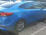 Hyundai Elantra 2016 годаfor7 500 000 тг. в Астана – фото 2