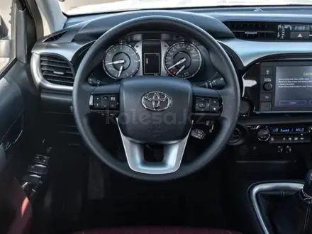 Toyota Hilux Prestige 2025 года за 21 000 000 тг. в Семей – фото 8
