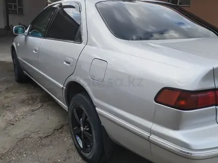 Toyota Camry 1997 года за 3 200 000 тг. в Сарканд