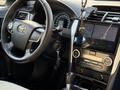 Toyota Camry 2014 годаүшін7 200 000 тг. в Уральск – фото 3