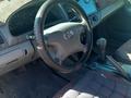 Toyota Camry 2002 годаүшін4 100 000 тг. в Семей – фото 5