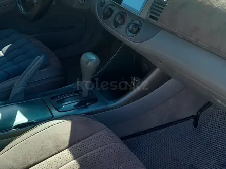 Toyota Camry 2002 года за 4 100 000 тг. в Семей – фото 8