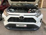 Toyota RAV4 2021 года за 14 900 000 тг. в Павлодар