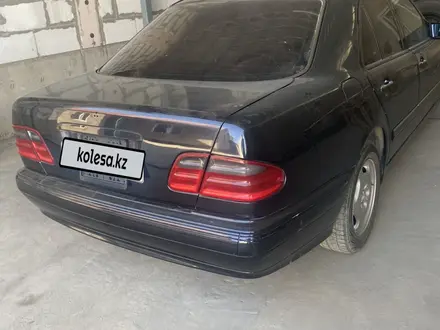 Mercedes-Benz E 320 1999 года за 3 000 000 тг. в Жаркент