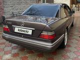 Mercedes-Benz E 280 1993 года за 3 200 000 тг. в Алматы – фото 3