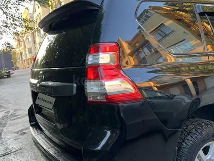 Toyota Land Cruiser Prado 2015 года за 17 500 000 тг. в Актобе – фото 7