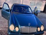 Mercedes-Benz E 200 1996 года за 2 820 000 тг. в Риддер