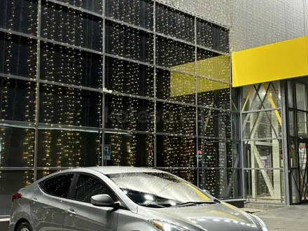 Hyundai Elantra 2015 года за 3 500 000 тг. в Актау – фото 3