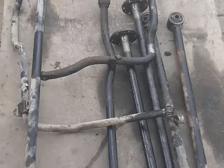 Тяги, привода задние, стабелизатор передний, задний за 1 000 тг. в Алматы