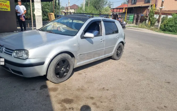 Volkswagen Golf 2000 года за 2 200 000 тг. в Алматы