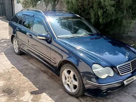 Mercedes-Benz C 180 2002 года за 3 800 000 тг. в Шымкент