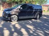 Hyundai Starex 2019 года за 15 000 000 тг. в Астана