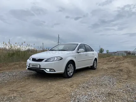 Daewoo Gentra 2014 года за 3 900 000 тг. в Актобе – фото 4