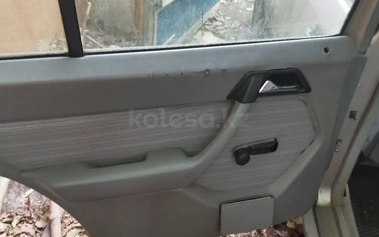 Mercedes-Benz E 300 1990 года за 10 000 тг. в Алматы