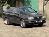 Volkswagen Vento 1994 года за 730 000 тг. в Караганда – фото 2