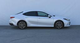 Toyota Camry Luxe 2025 года за 21 000 000 тг. в Атырау – фото 4