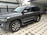 Toyota Land Cruiser 2018 годаүшін35 500 000 тг. в Талдыкорган – фото 2