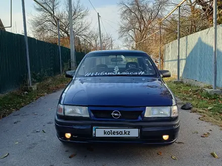 Opel Vectra 1994 года за 800 000 тг. в Шымкент – фото 4