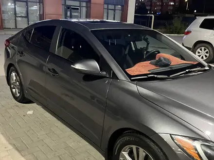 Hyundai Elantra 2017 года за 4 500 000 тг. в Актау – фото 4