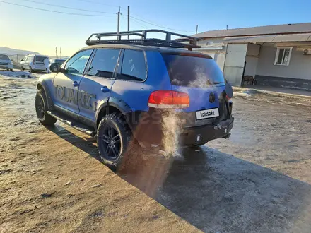 Volkswagen Touareg 2003 года за 6 000 000 тг. в Актобе – фото 5