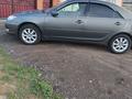 Toyota Camry 2005 года за 4 500 000 тг. в Уральск – фото 2