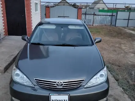 Toyota Camry 2005 года за 4 500 000 тг. в Уральск – фото 6