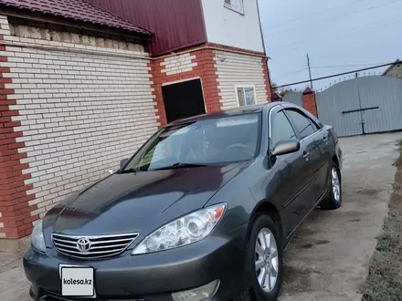 Toyota Camry 2005 года за 4 500 000 тг. в Уральск – фото 7