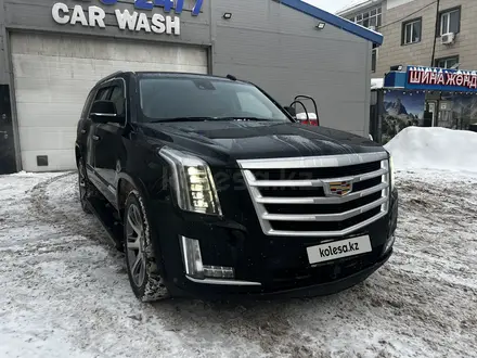 Cadillac Escalade 2016 года за 30 000 000 тг. в Астана