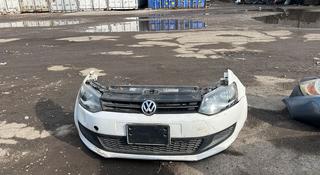 Бампер Передний Volkswagen Polo за 100 000 тг. в Атырау