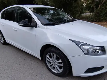 Chevrolet Cruze 2013 года за 2 500 000 тг. в Уральск – фото 3