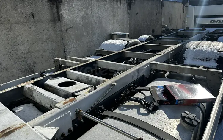 Фитинги контейнеровоза DAF 106 в Тараз