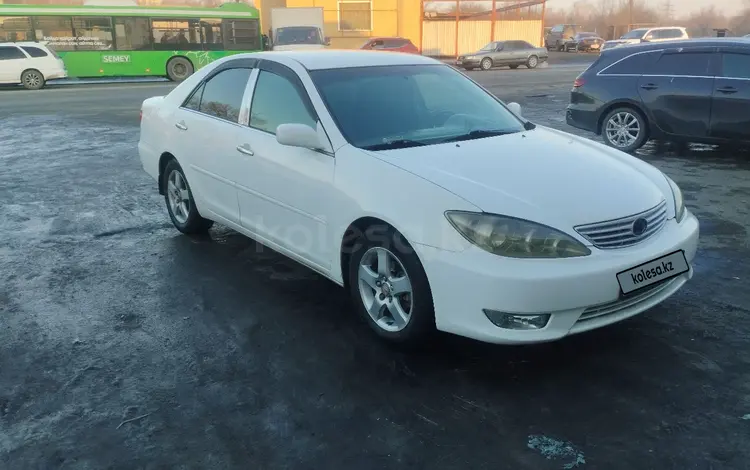 Toyota Camry 2005 года за 5 600 000 тг. в Семей